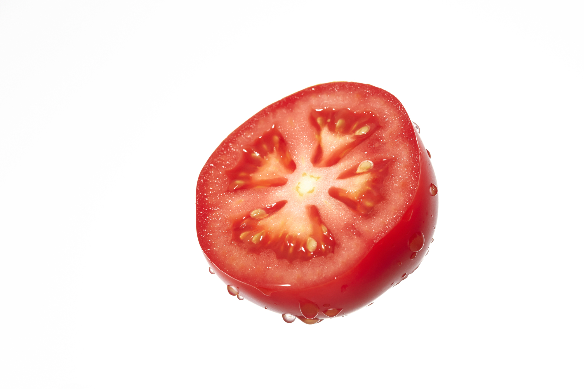 毎日のトマト習慣！美肌と脂肪燃焼でアンチエイジングを