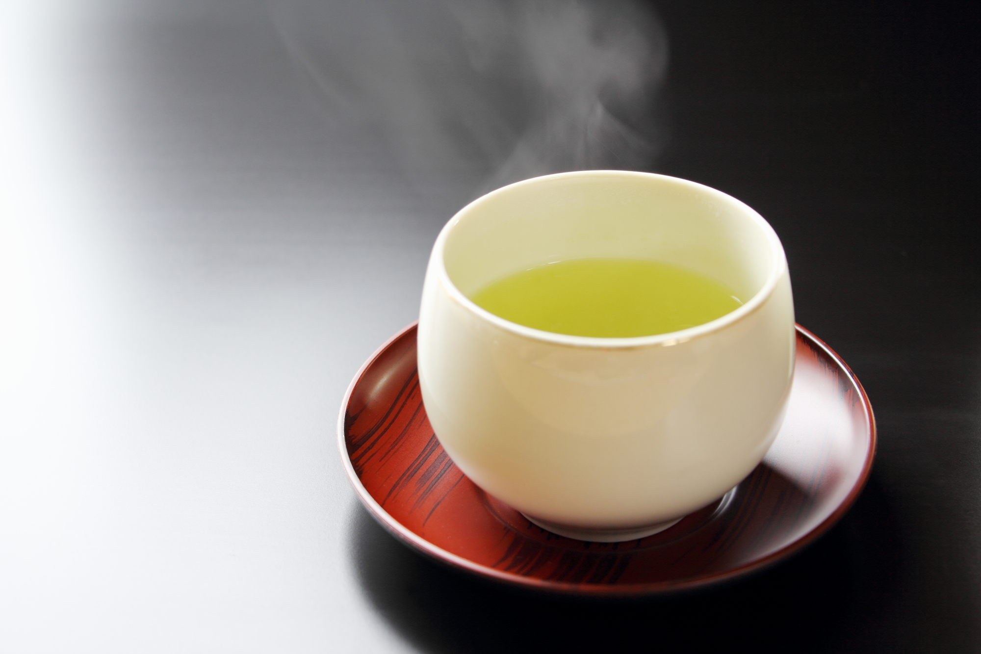 花粉症の症状はお茶で軽減！おすすめのお茶4選