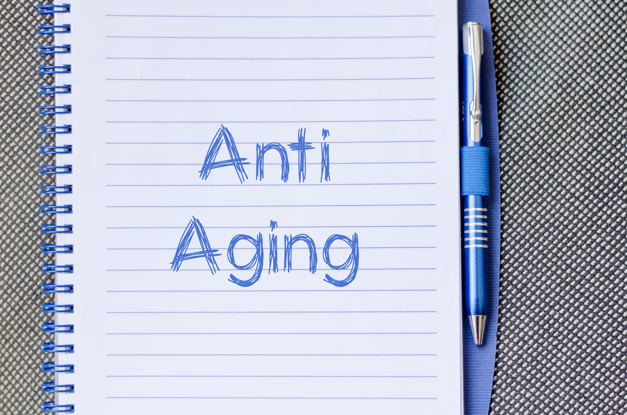 老化を防ぎたいならまずは老いる理由の解明を！人が老いる4つの原因